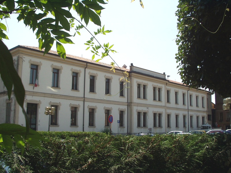 Scuola Elementare "F. Petrarca"
