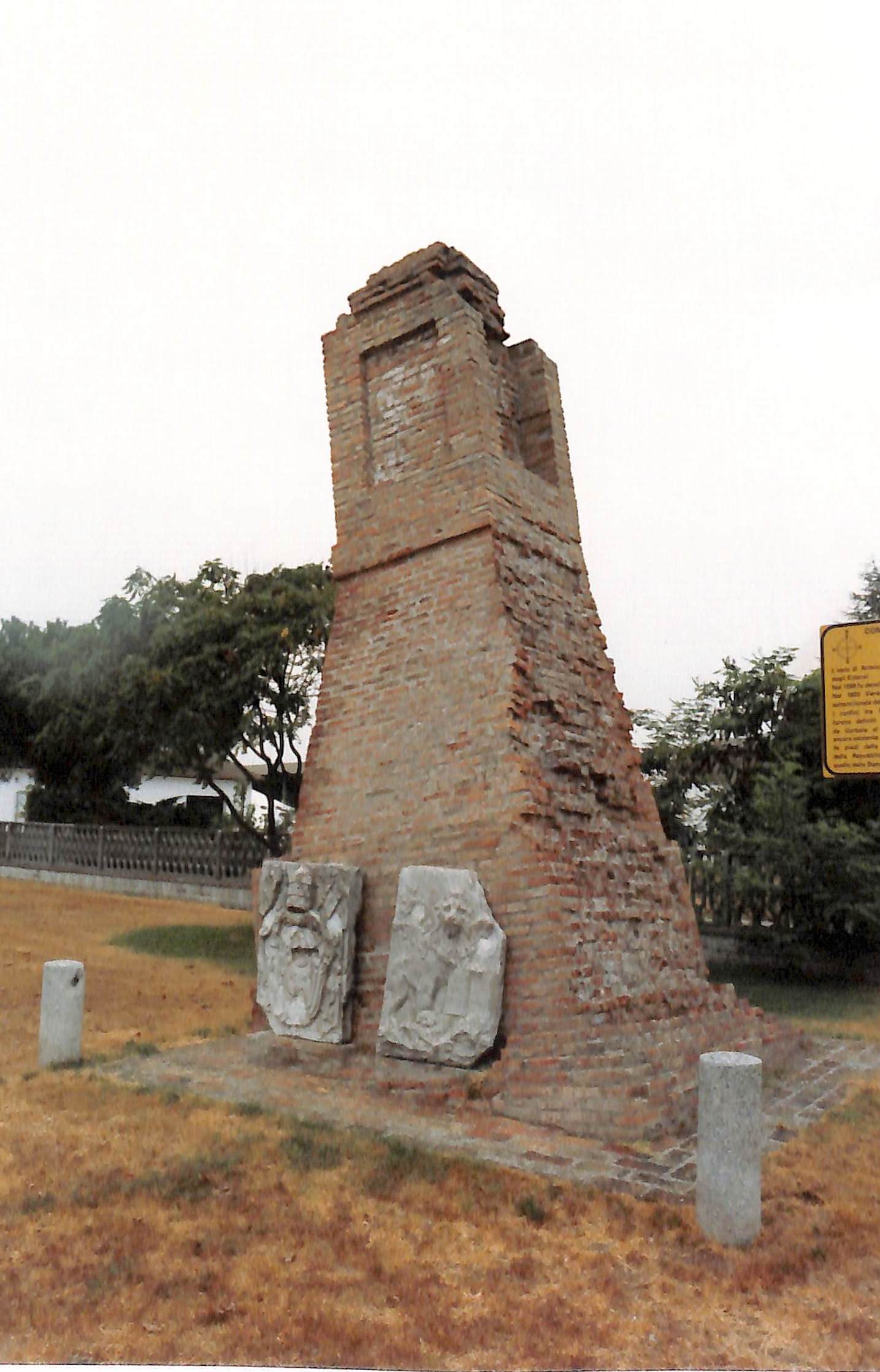 torre, di confine