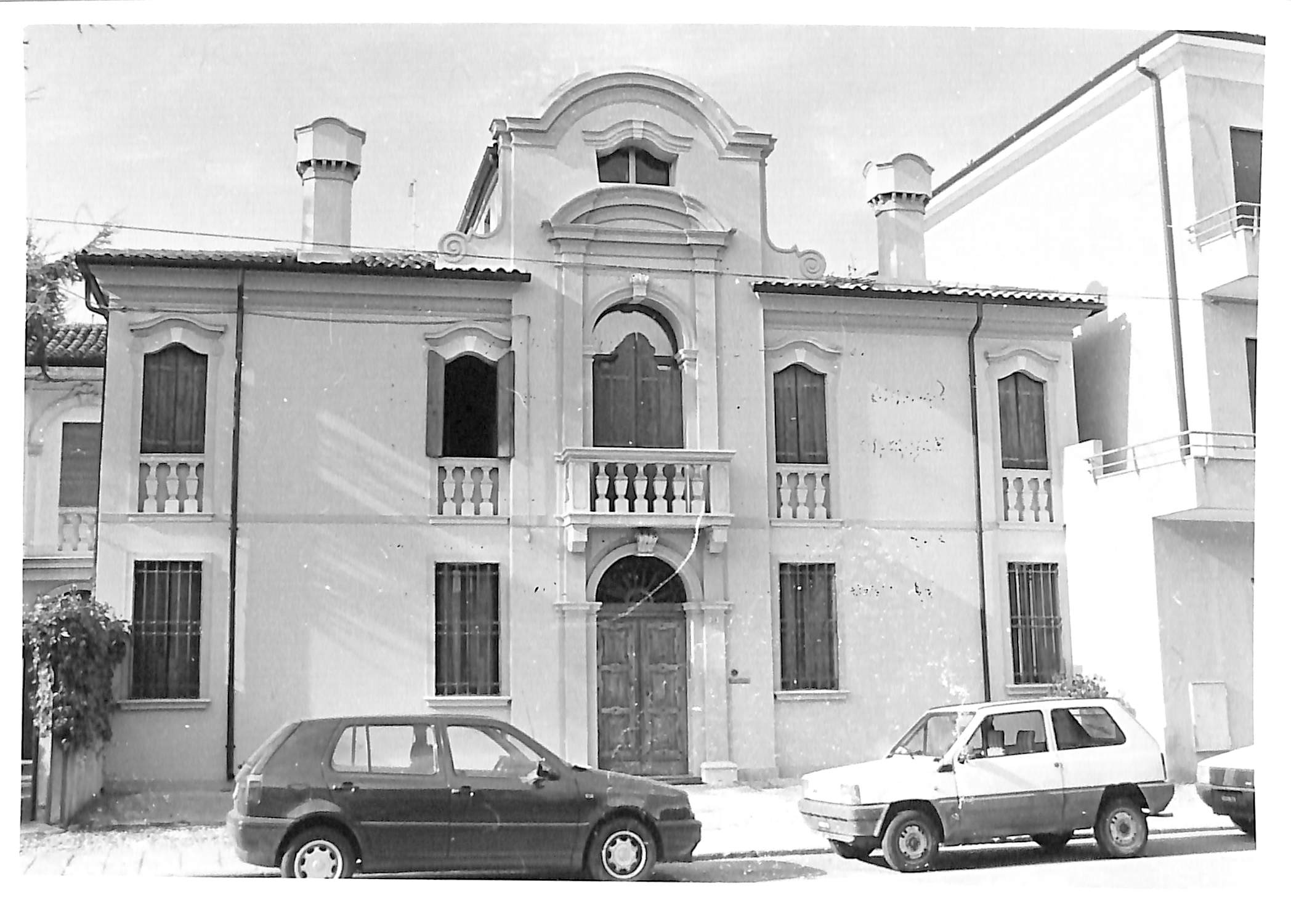 Casa Baccari ora De Momi/ Ganzerla