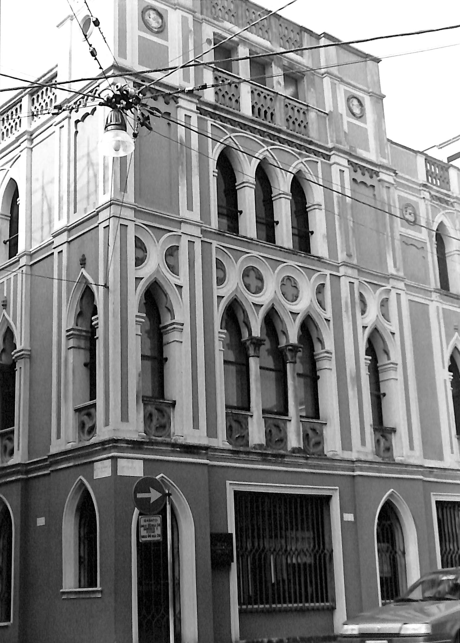 Palazzina Minelli ora Banca Commerciale Italiana