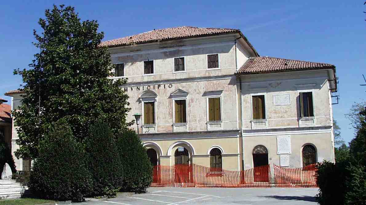 Ex Municipio