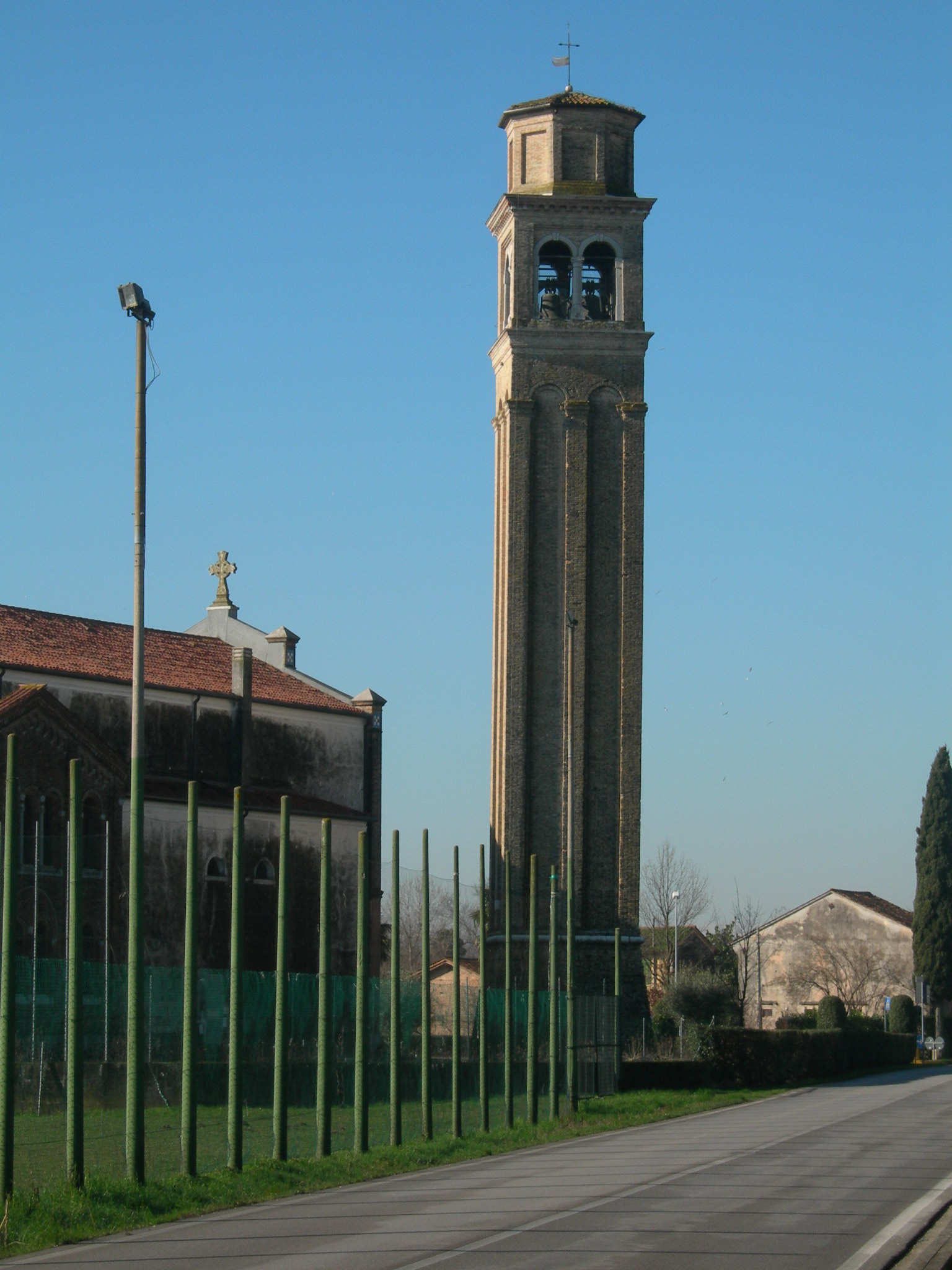 campanile della chiesa dei Santi Giuseppe e Colombano