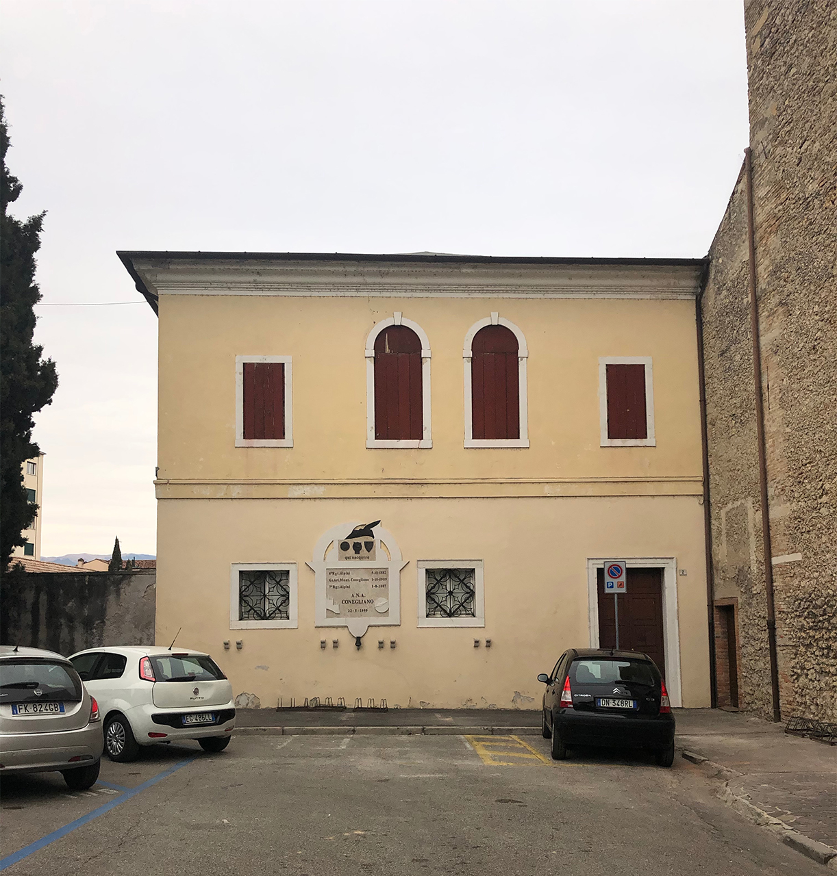 Caserma Marras , già convento dei Domenicani