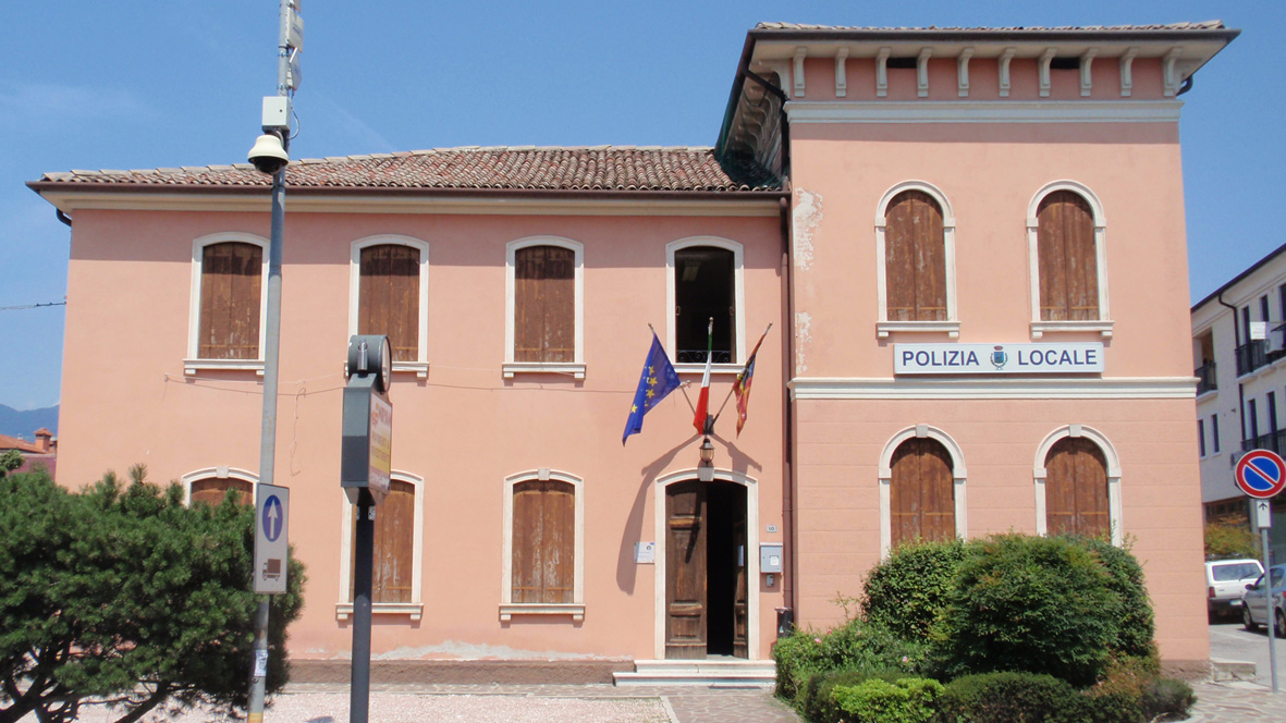 Ex Municipio