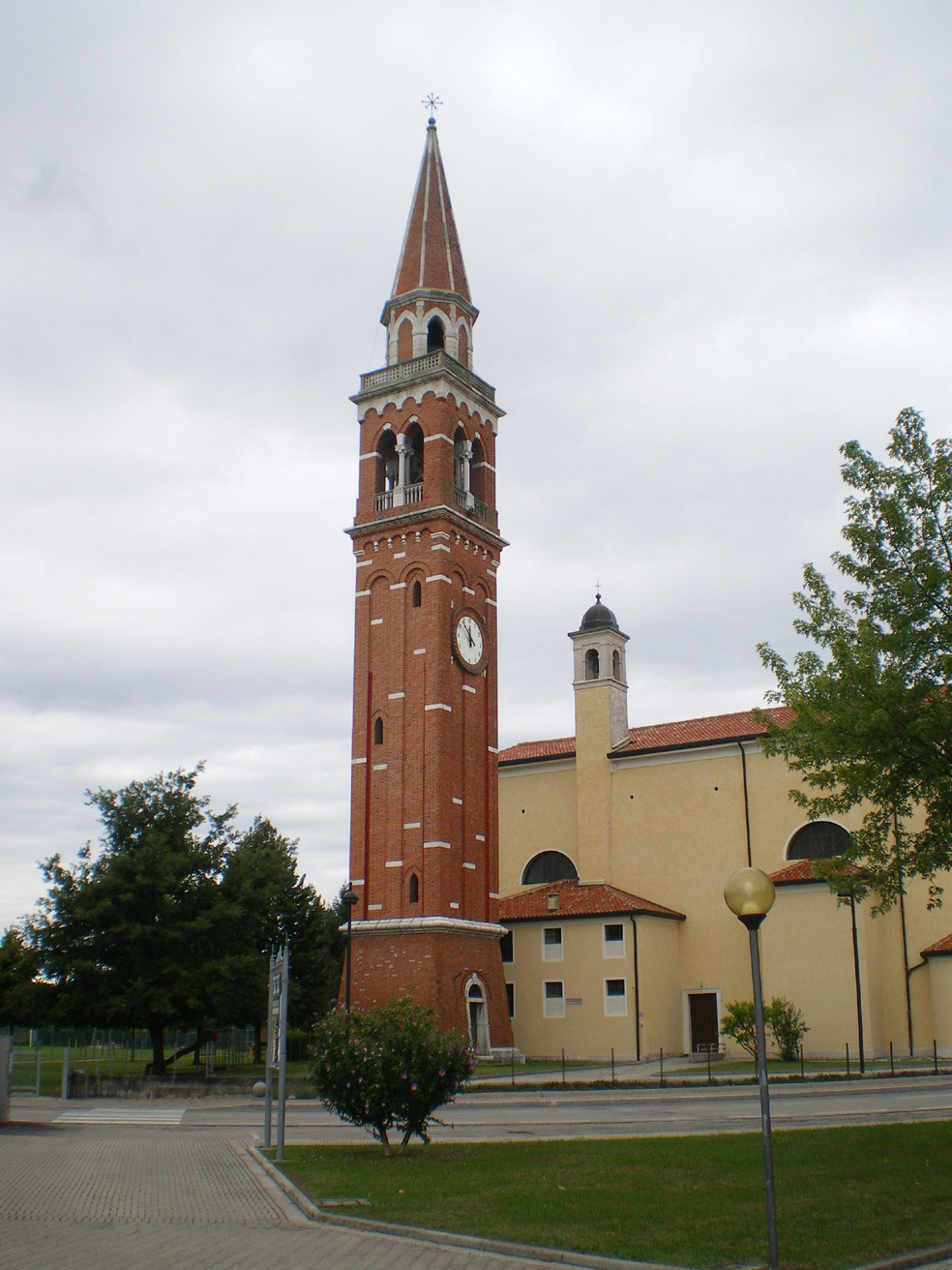 Chiesa di San Silvestro Papa e Campanile