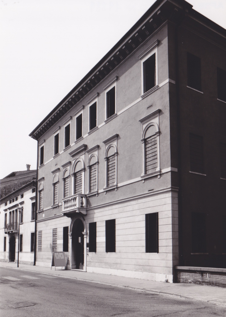 Biblioteca Civica