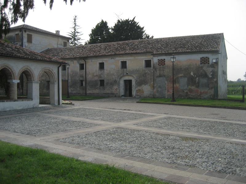 Barchessa della Canonica della Parrocchia di San Giovanni Battista