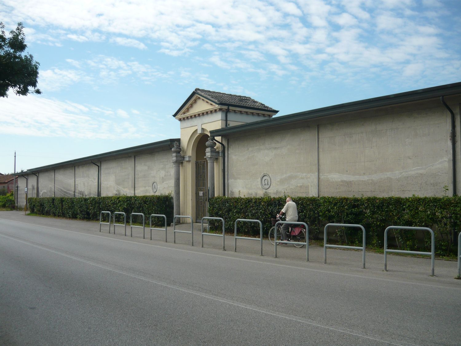 Cimitero frazione Negrisia