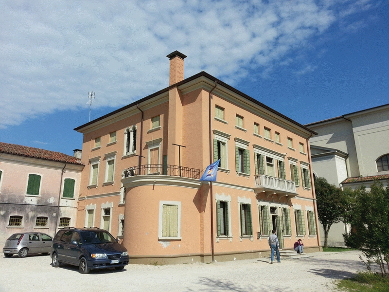canonica della parrocchia di San Michele Arcangelo