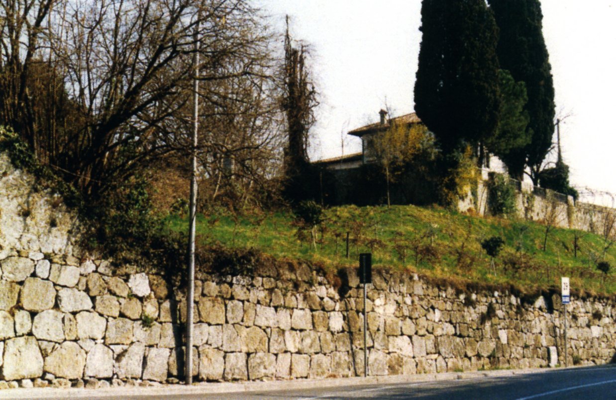 Muro in pietrame
