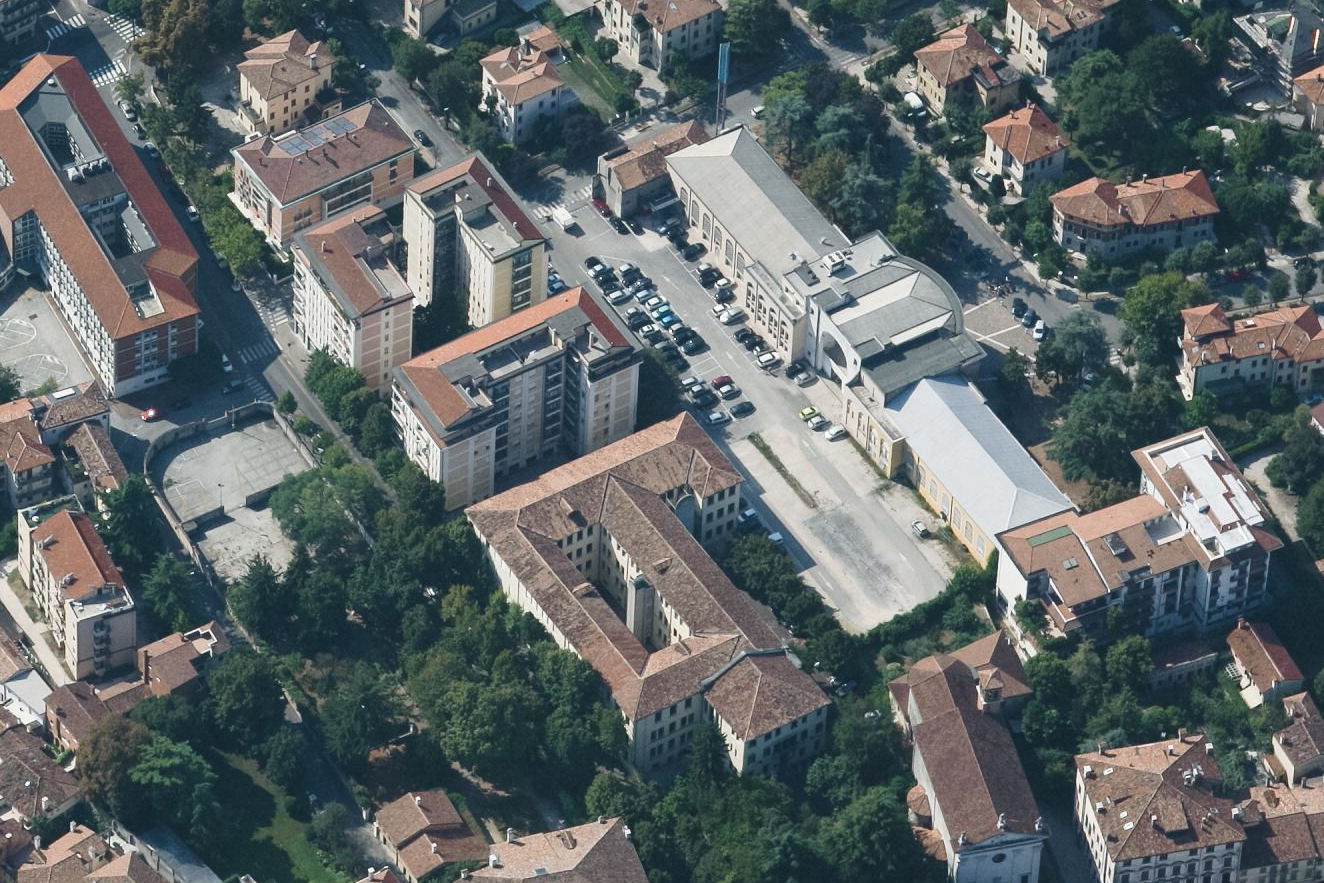 Edificio ex GIL ora biblioteca civica "Andrea Zanzotto"