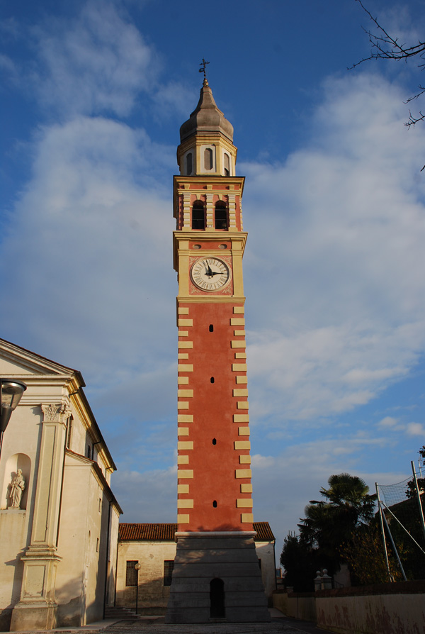 Chiesa e campanile dell'Annunciazione della Beata Vergine Maria
