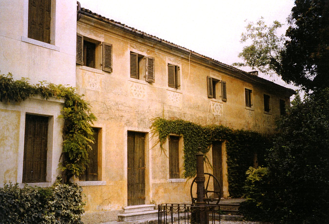 Barchesse