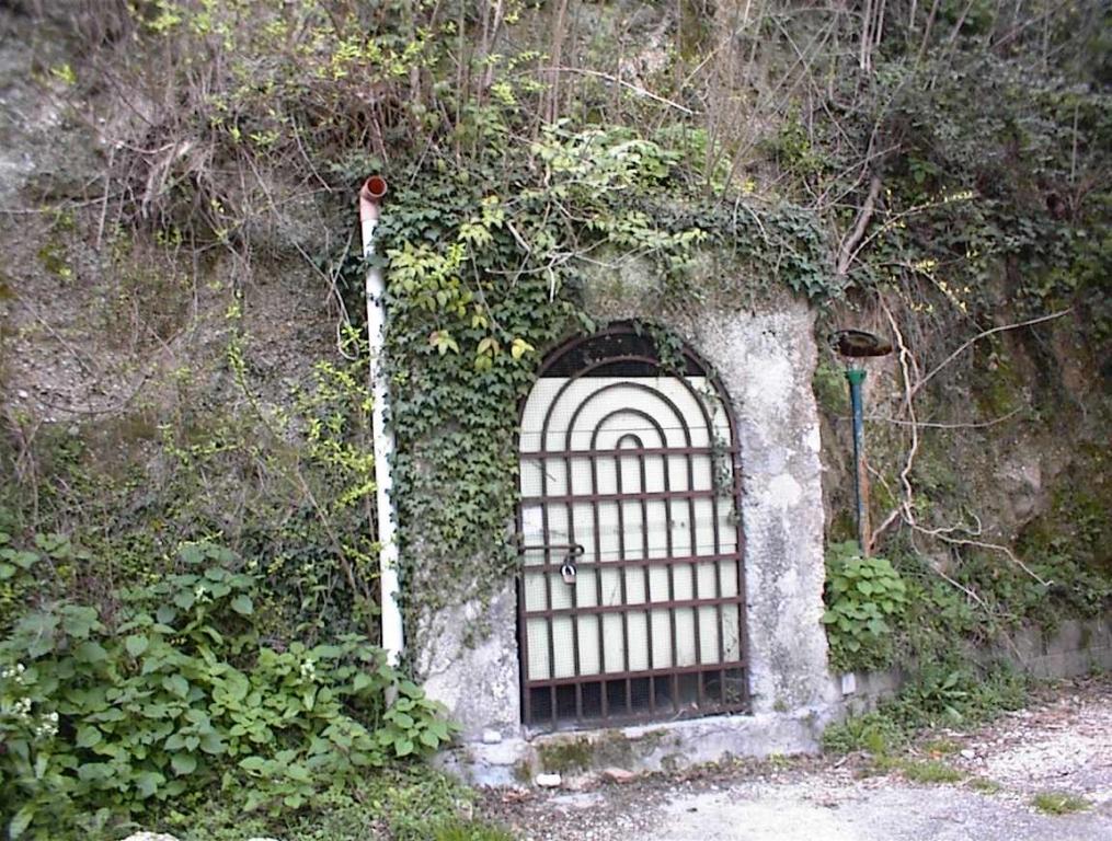 rifugio antiaereo in piazza Giovanni Paolo I
