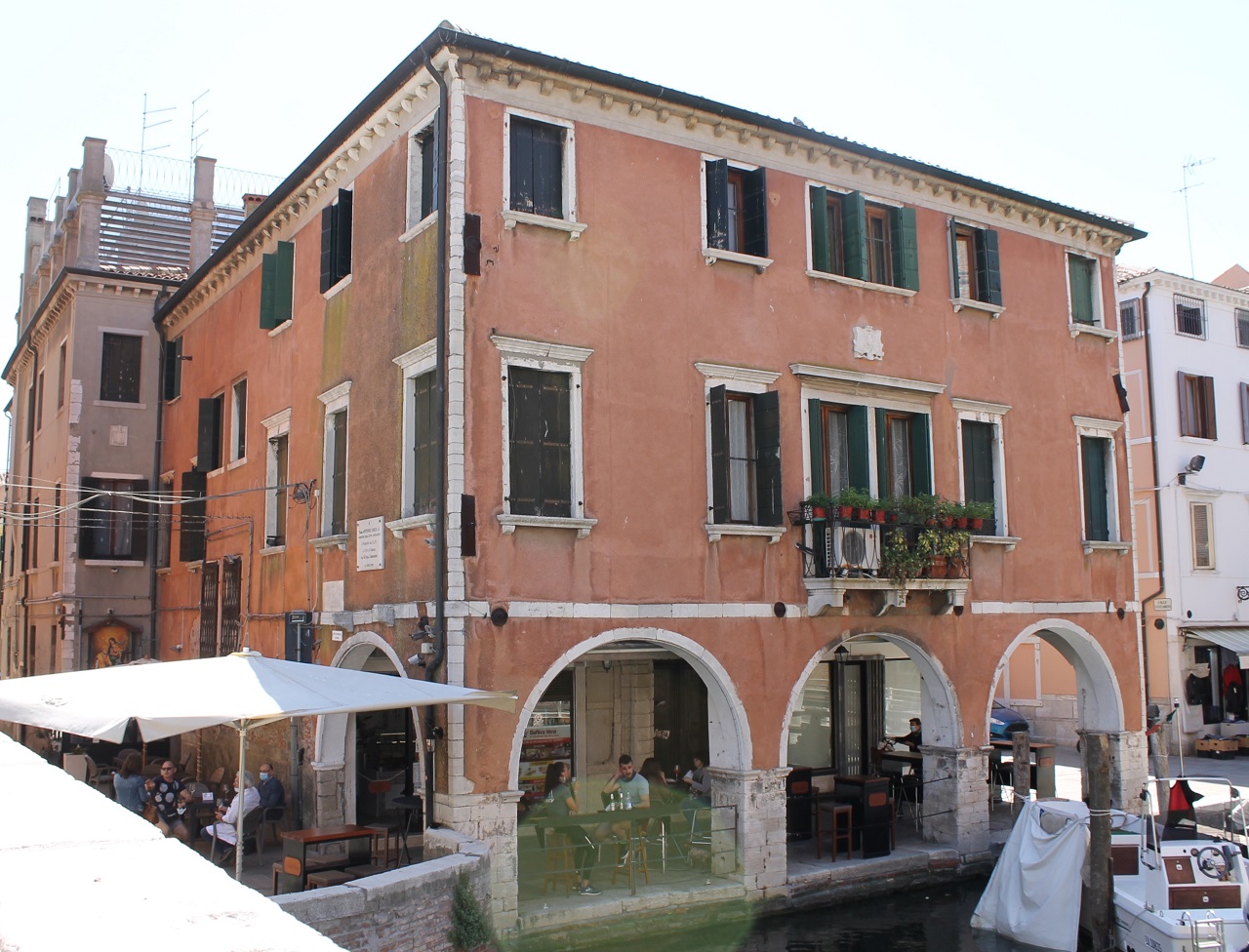 [Palazzo in Fondamenta Riva Vena, 1153, 1154, 1155]