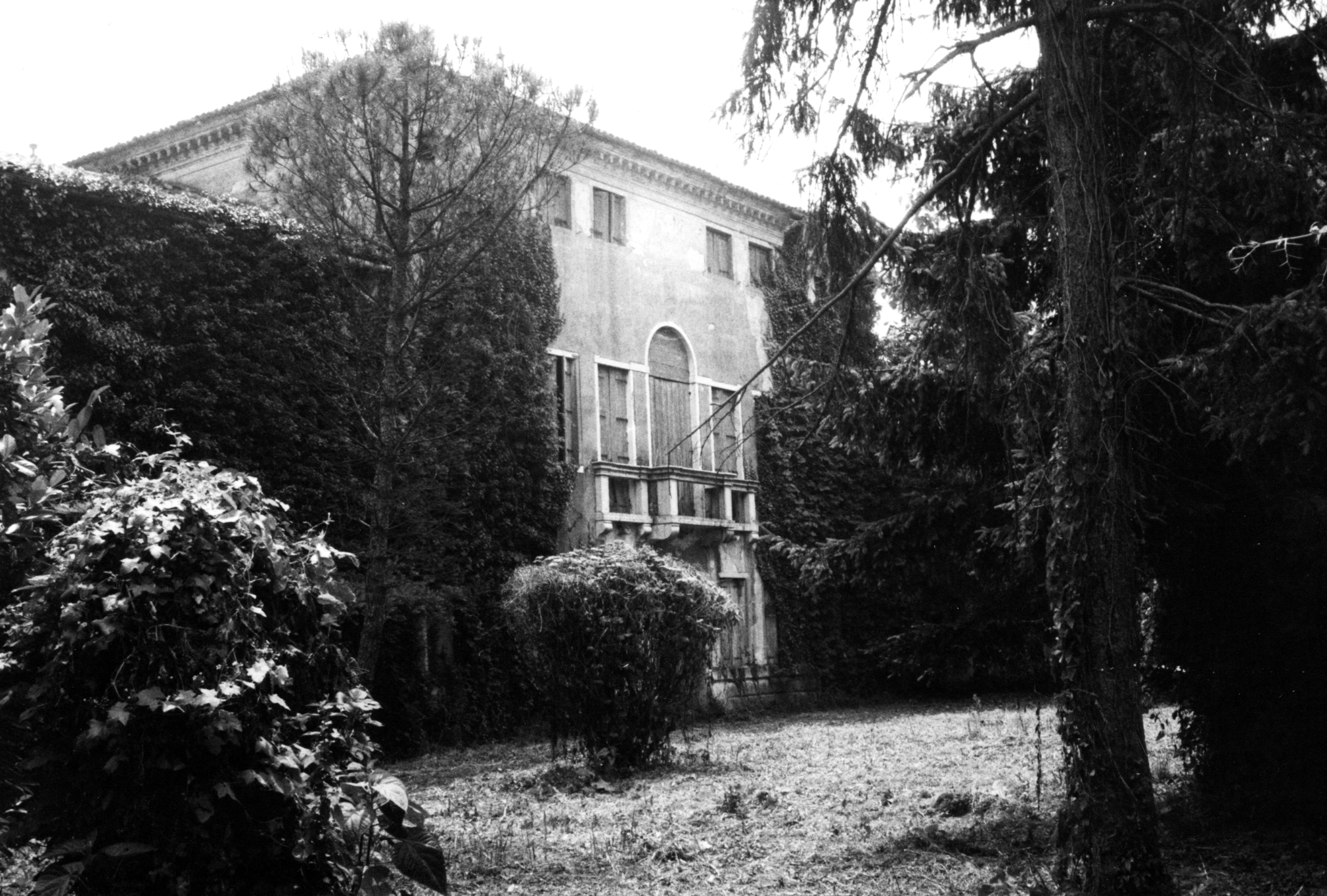 giardino di villa Foscari, poi Zen, Bon, Someda, ora Cisotto