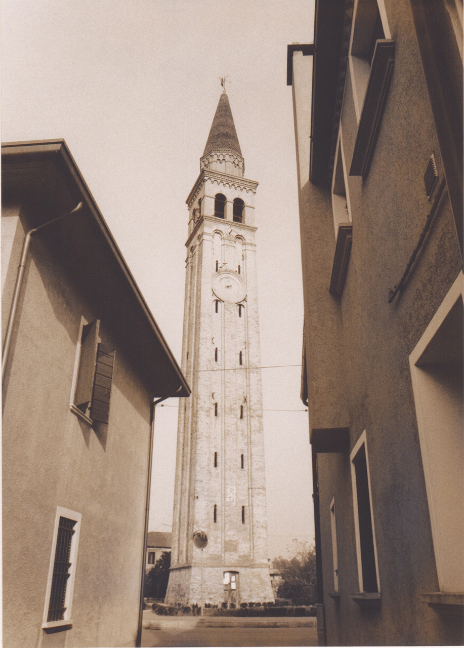 Campanile, Cattedra di San Pietro Apostolo