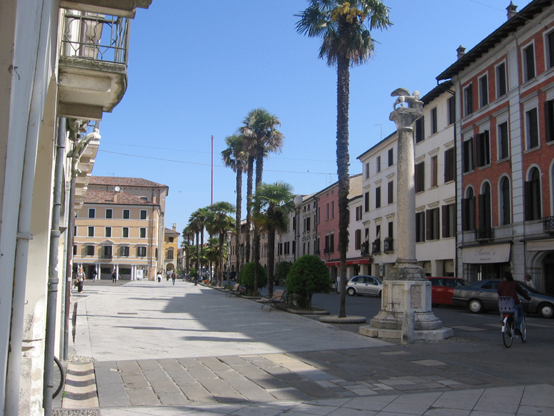 Il Listòn, Piazza della Repubblica