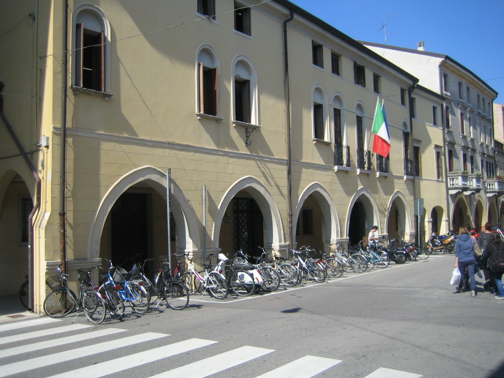 Liceo Classico e Scientifico "XXV Aprile"