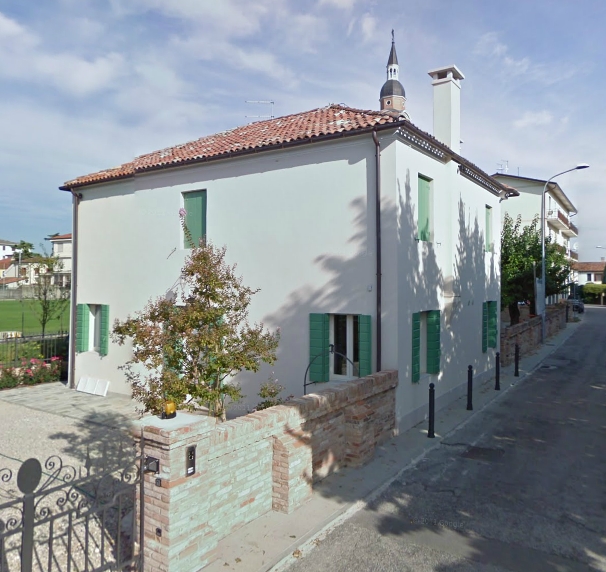 Ex casino e annesso rustico