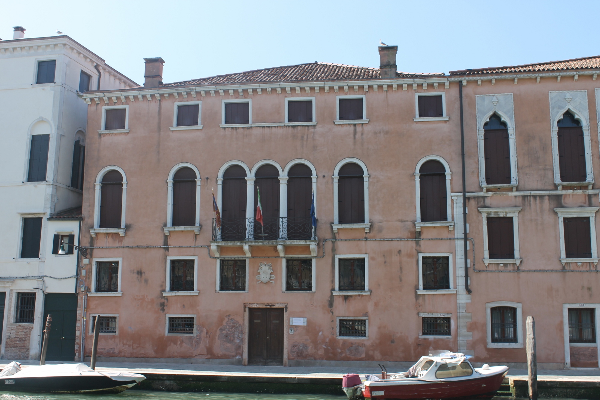 Palazzo, di famiglia