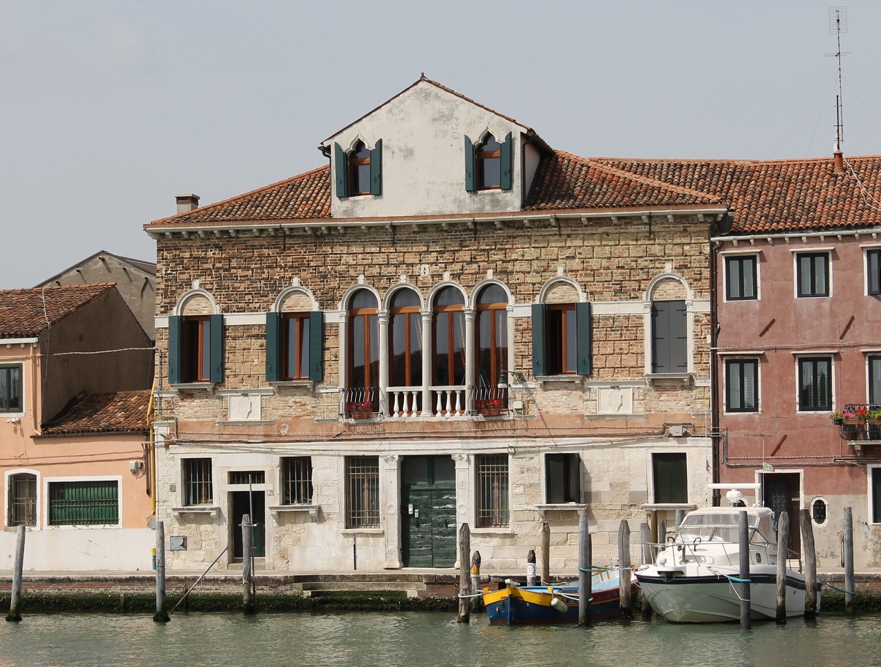 [Casa con cortile e annessi in Fondamenta San Giovanni dei Battuti, 7, 8]