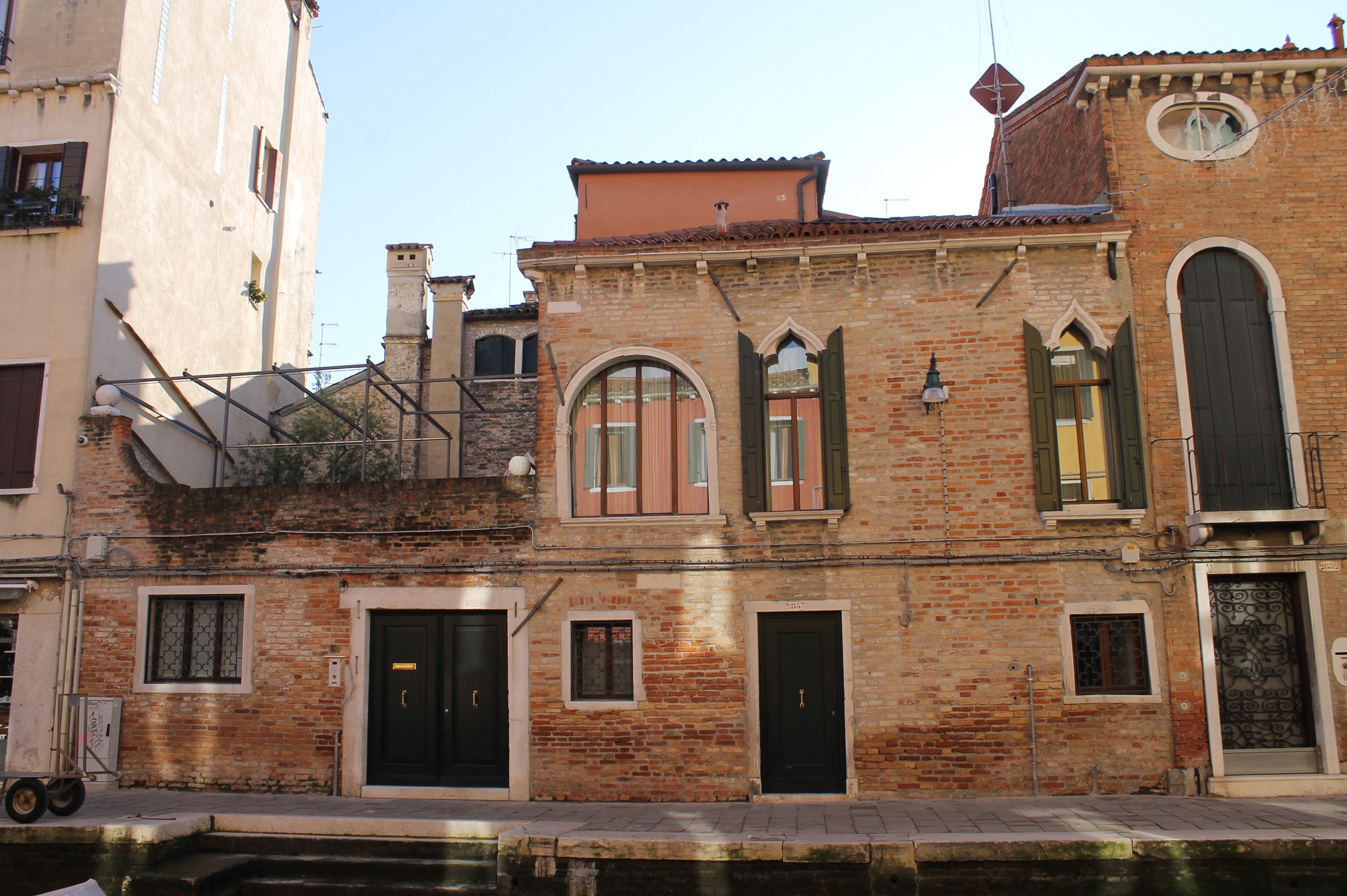 [Casa in Dorsoduro, 2833, 2834/ Fondamenta Gherardini]