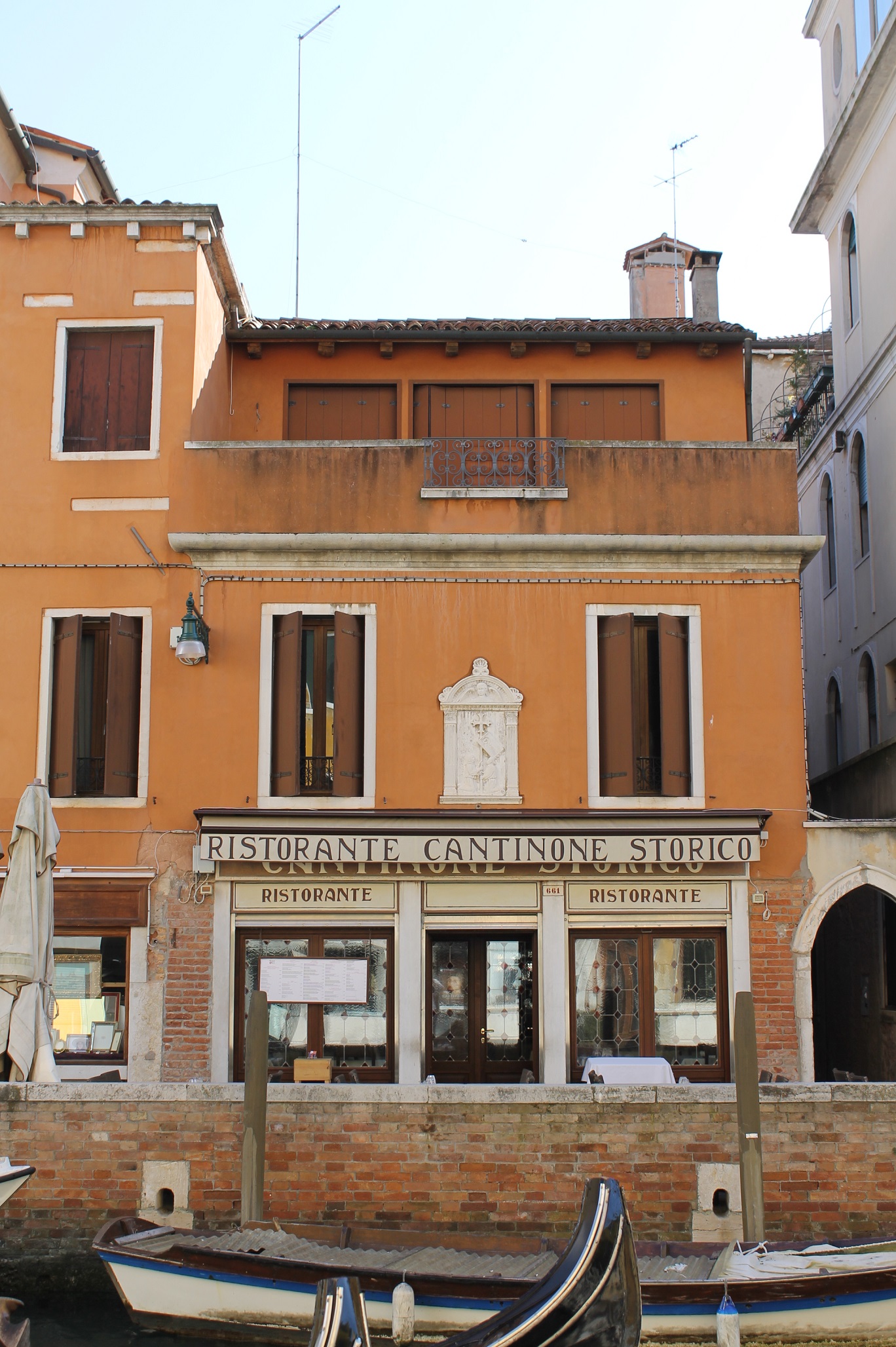 [Casa in Dorsoduro, 660, 660/A, 661/ Fondamenta Bragadin/ Calle San Giovanni]