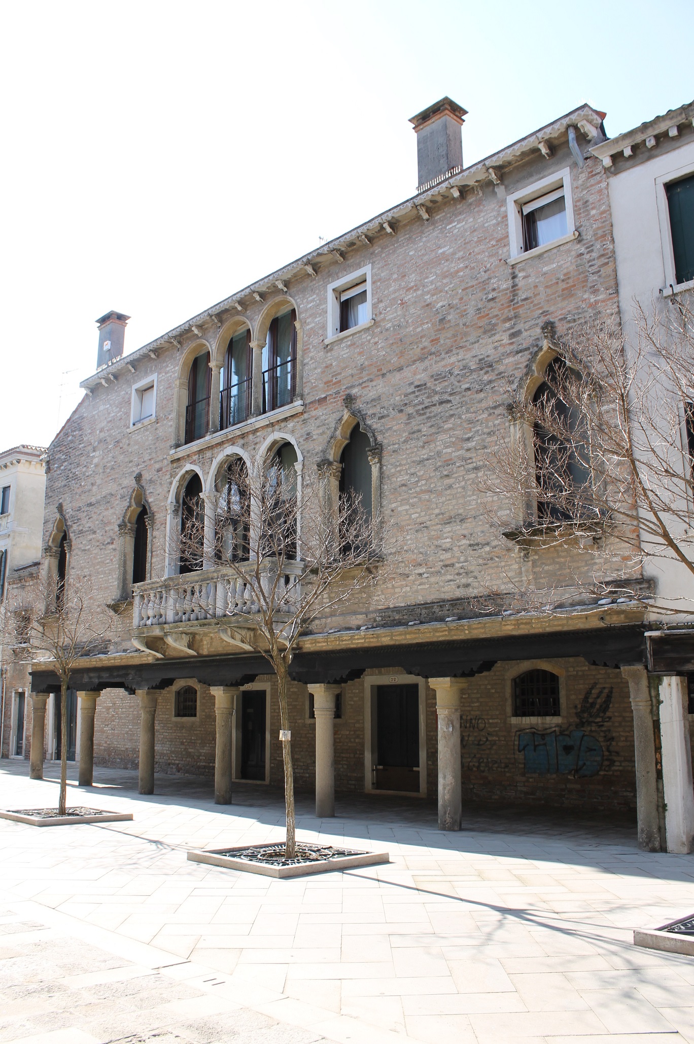 [Casa in Dorsoduro, 70, 71, 72/ Rio Terrà ai Saloni]