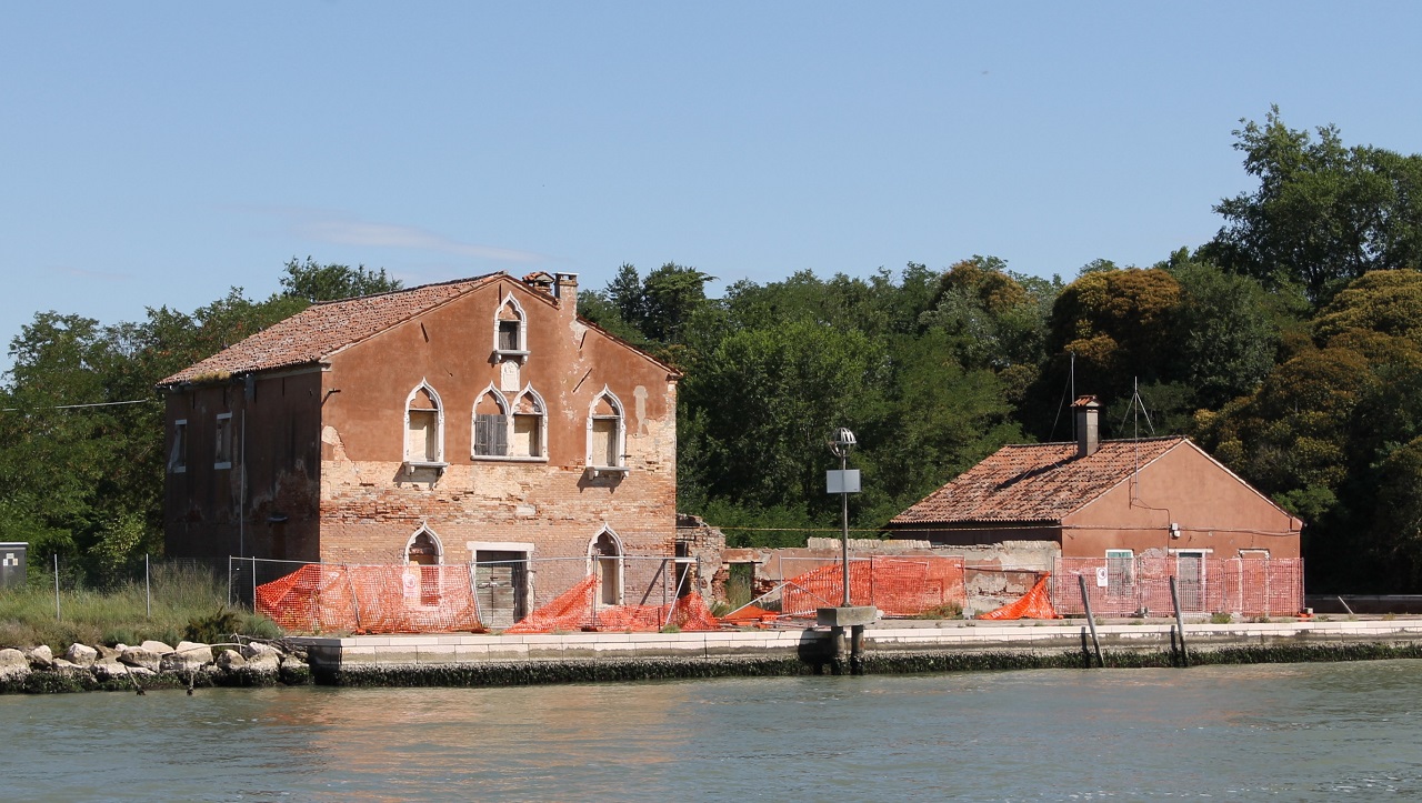 [Casa in Mazzorbetto, Canale di Mazzorbo]