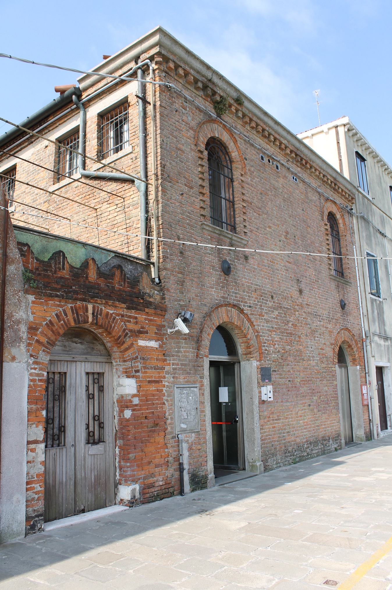 [Ostello in Fondamenta San Giacomo, 186, 187]