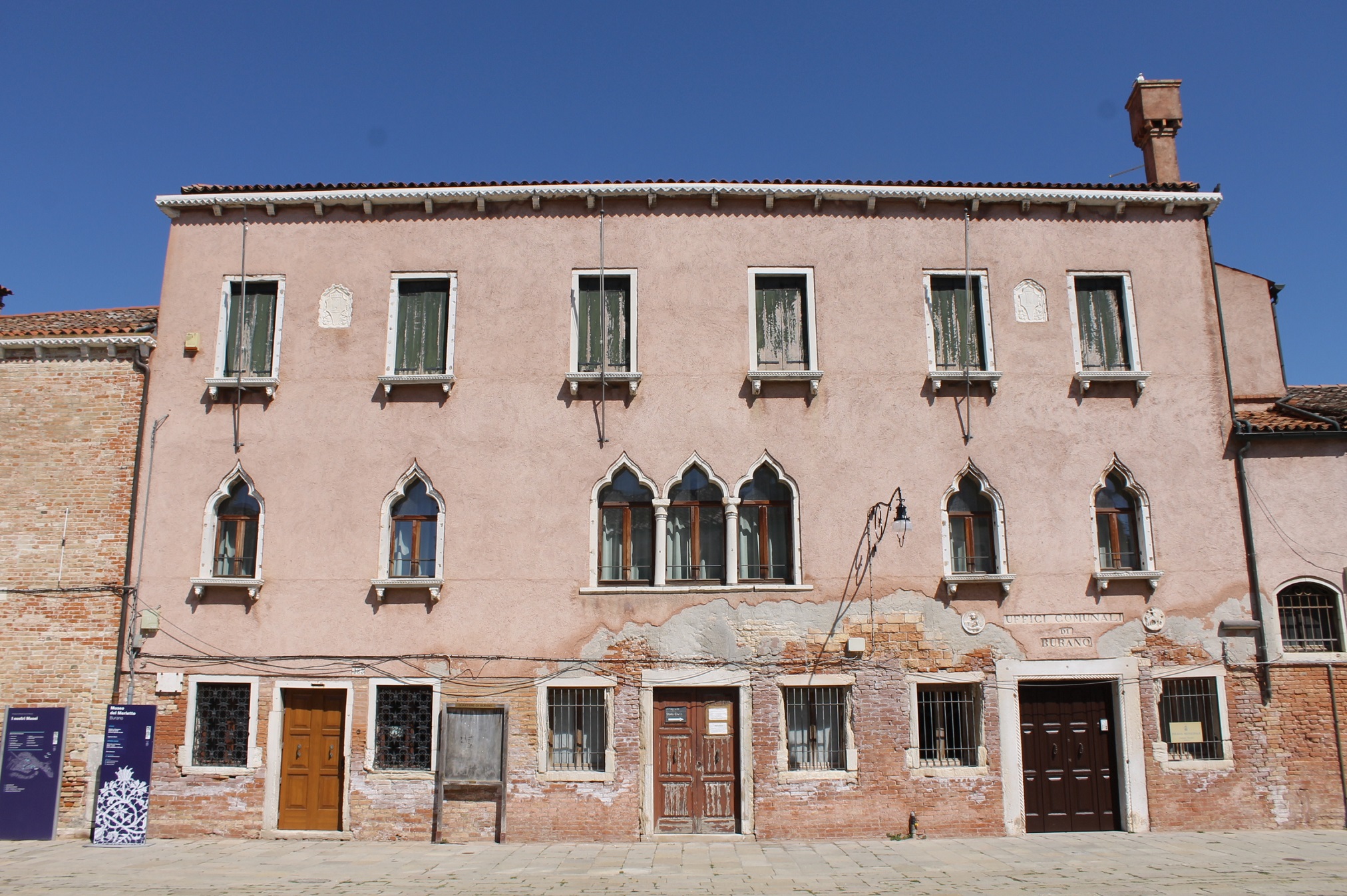 [Palazzo in Piazza Baldassarre Galuppi, 183, 184, 185]