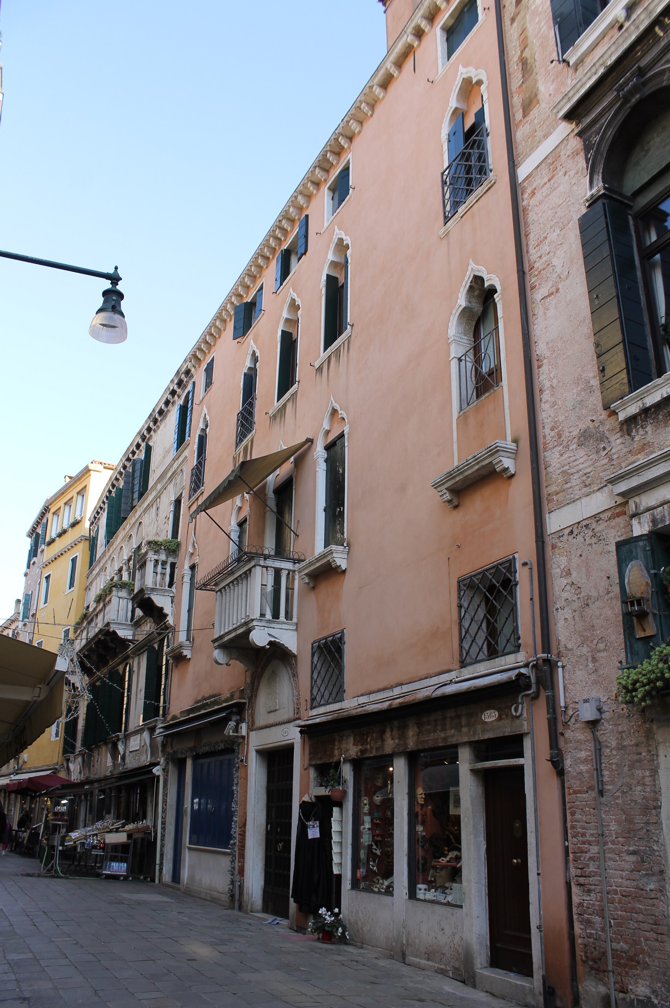 [Palazzo in San Polo, 1563, 1564, 1565, 1566/ Calle dei Boteri]