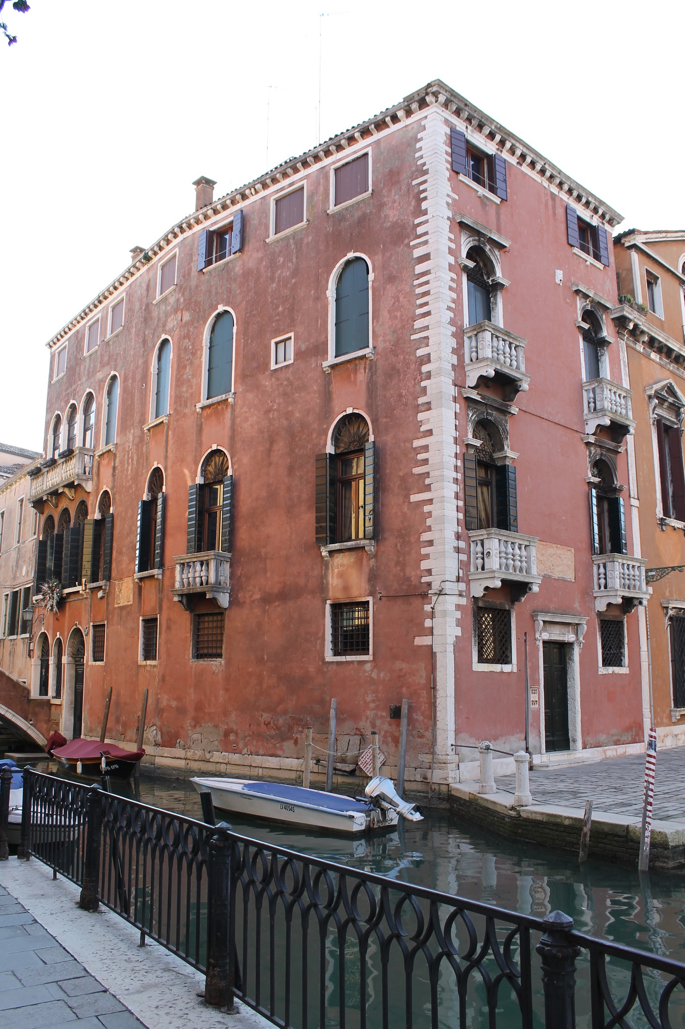 [Palazzo in San Polo, 2597, 3000, 3001/ Campo dei Frari]