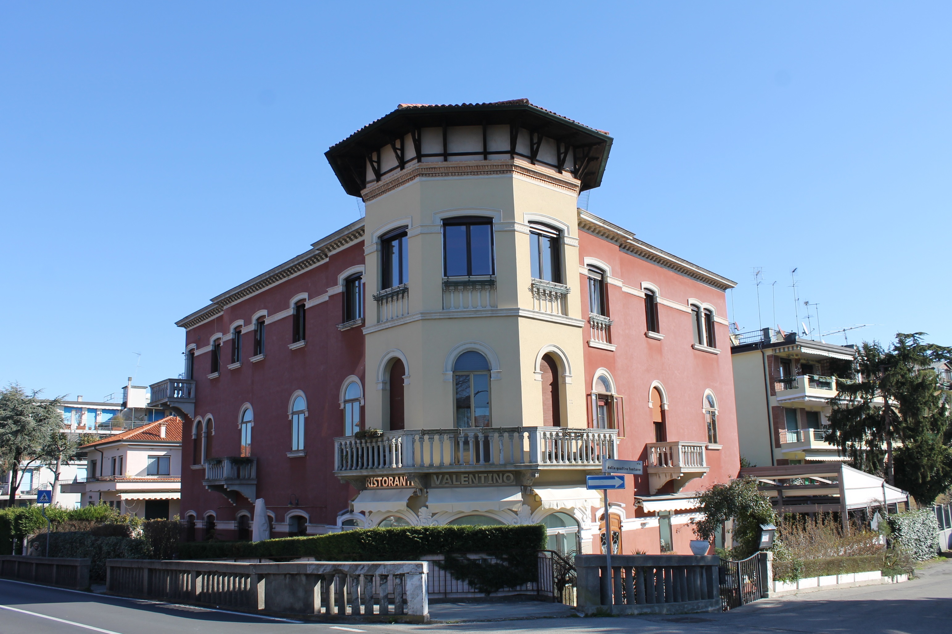 [Palazzo privato in Via Sandro Gallo, 79]