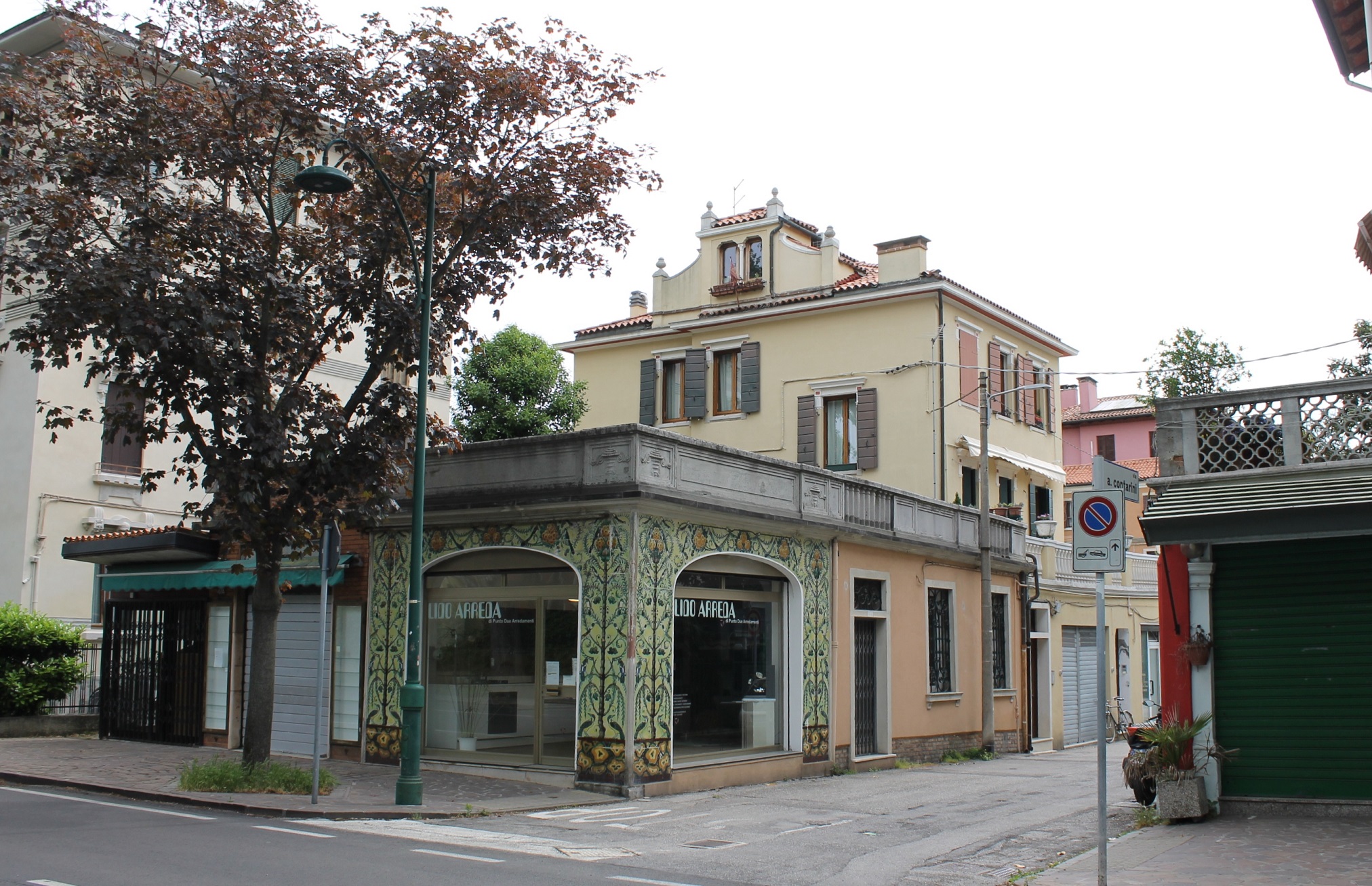 [Villa in Via Sandro Gallo, 47A, 47B]