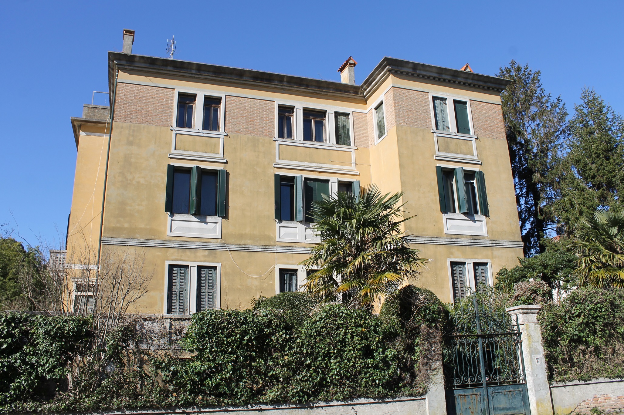 [Villa plurifamiliare in Via Salvore, 4, 4A]