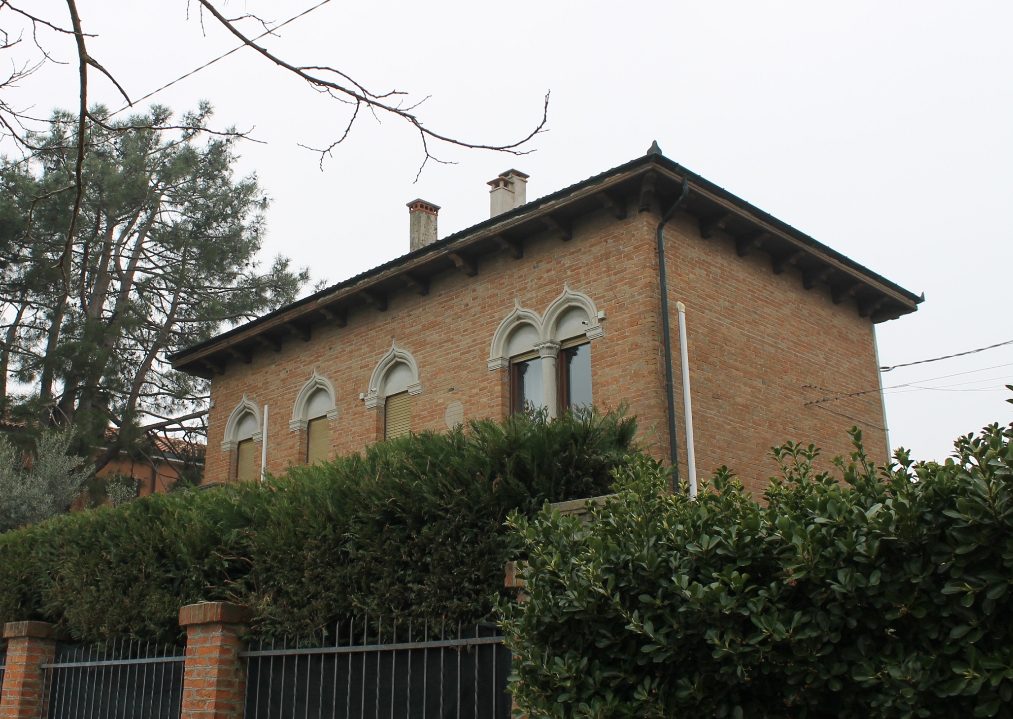 [Villino in Via San Giovanni D'Acri, 9, 10]