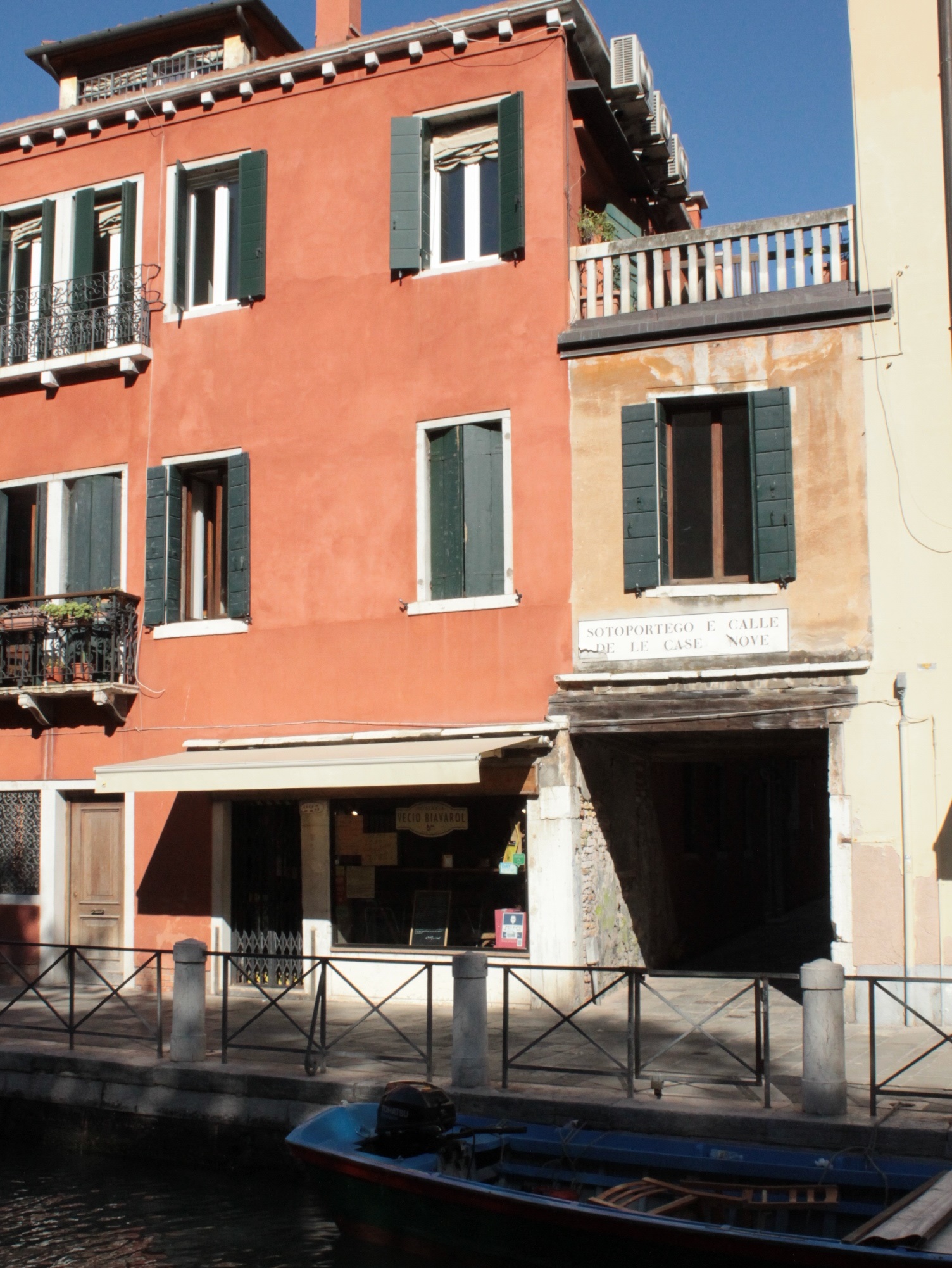 bottega