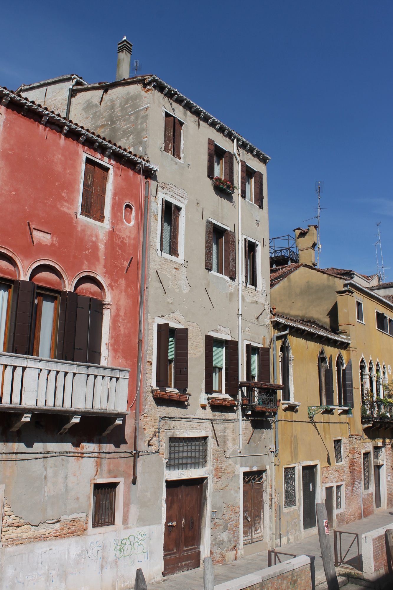 casa ad appartamenti, privata