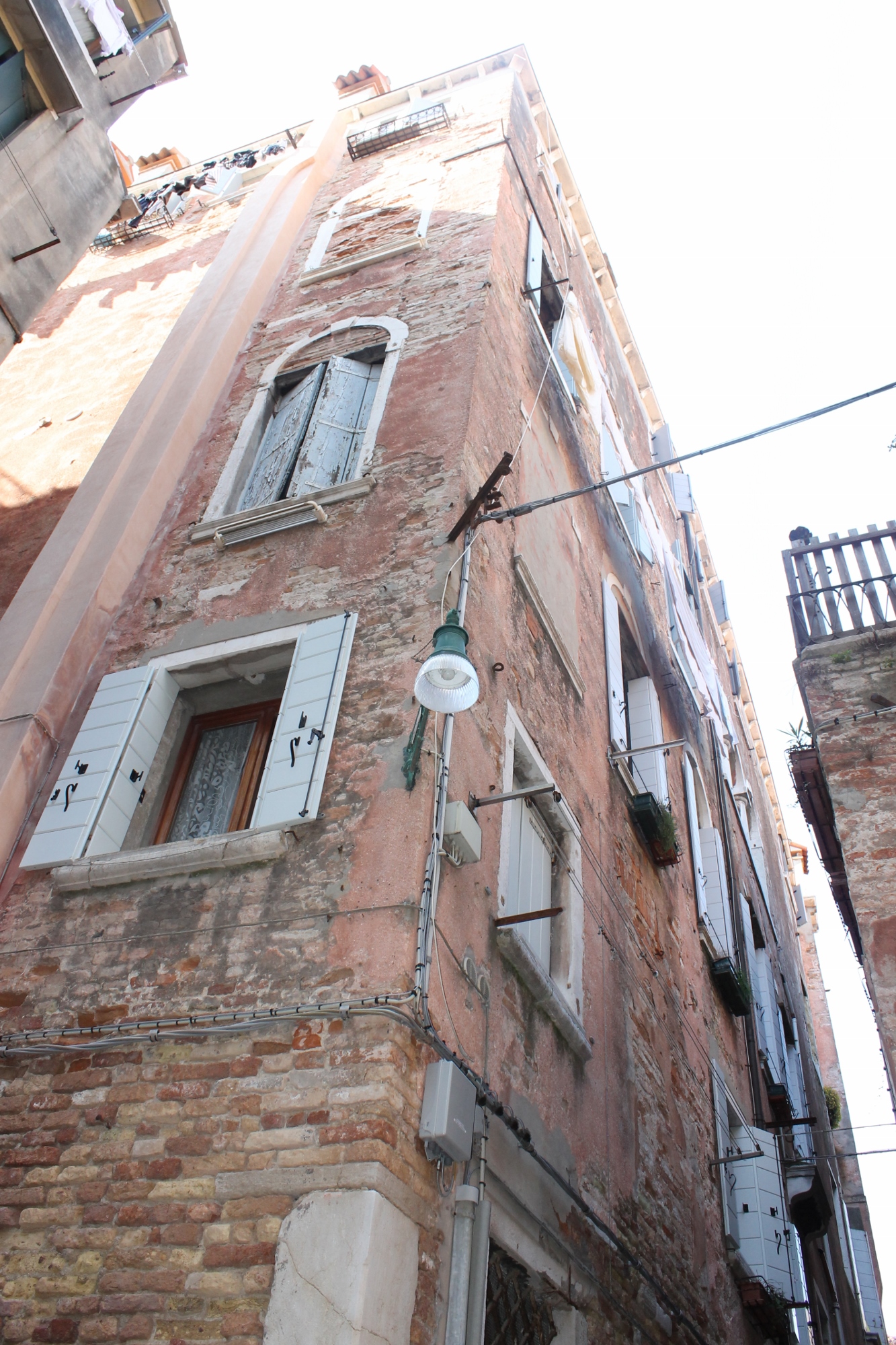 casa ad appartamenti, privata
