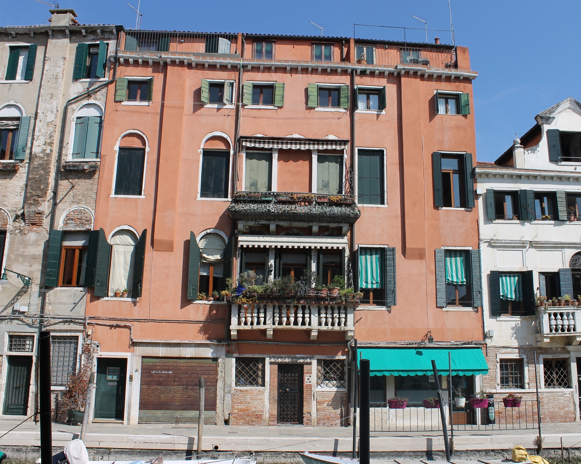 casa in linea, privata