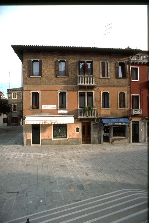 casa, in linea