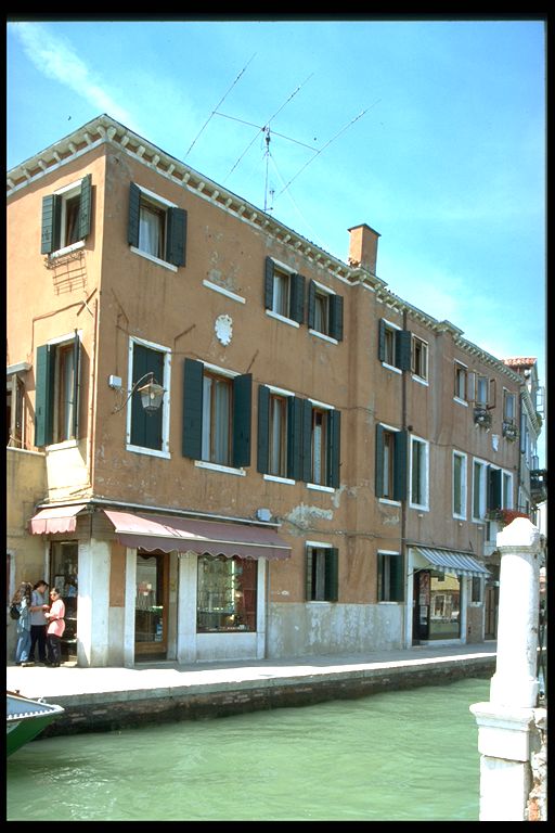 casa, in linea