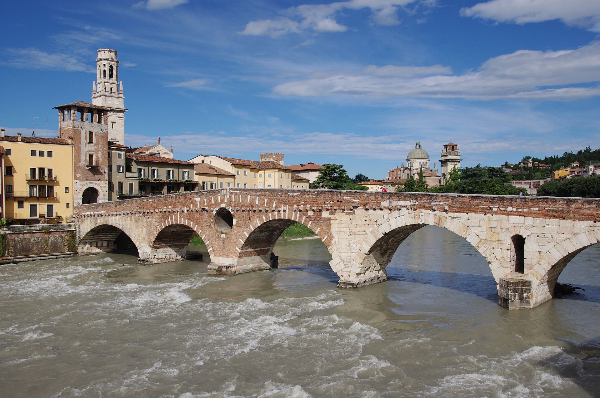 Ponte Pietra