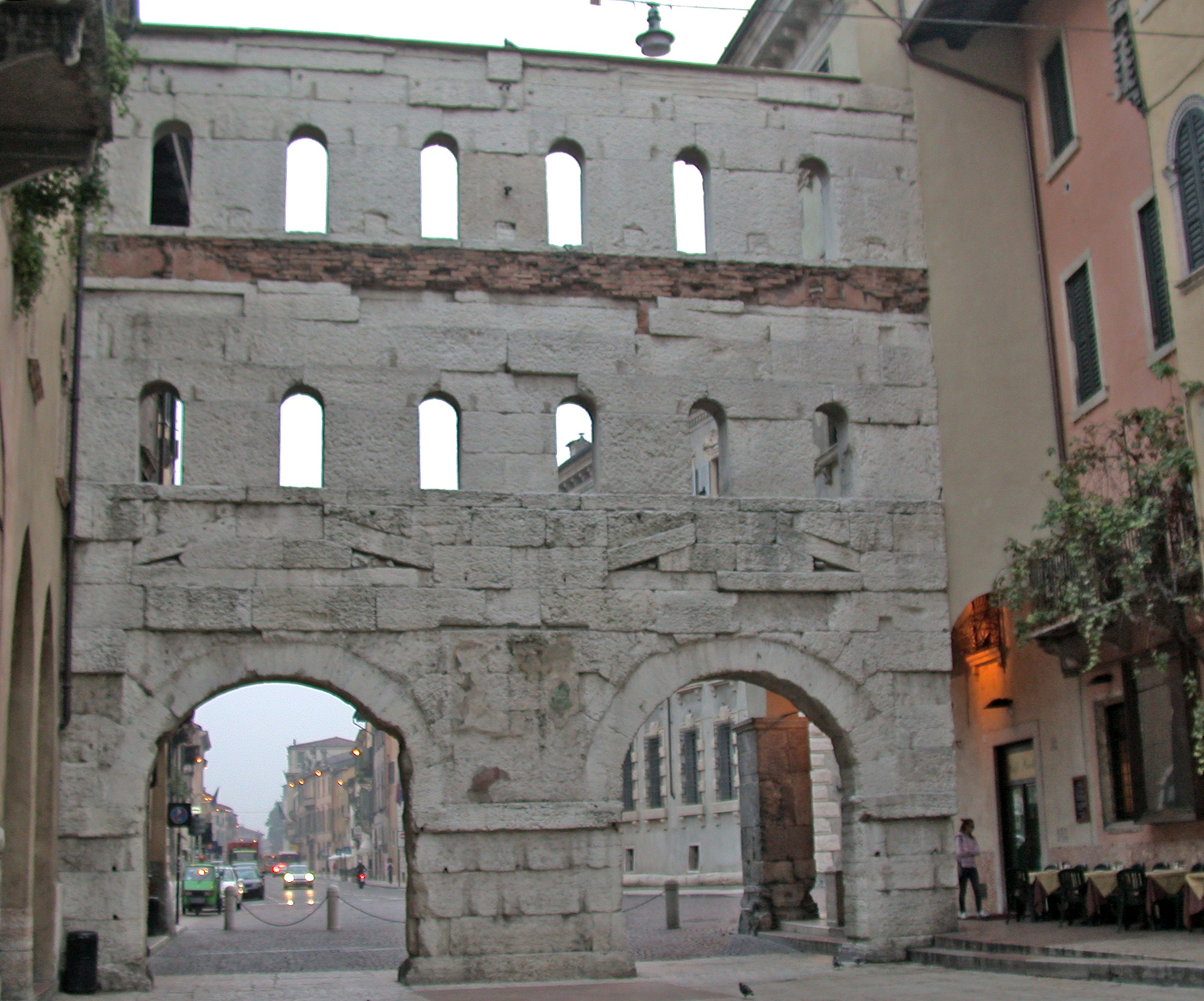 Porta Borsari