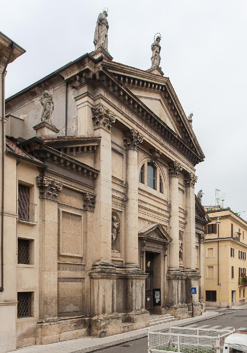 chiesa, Chiesa di S. Fermo Minore di Brà o dei Filippini