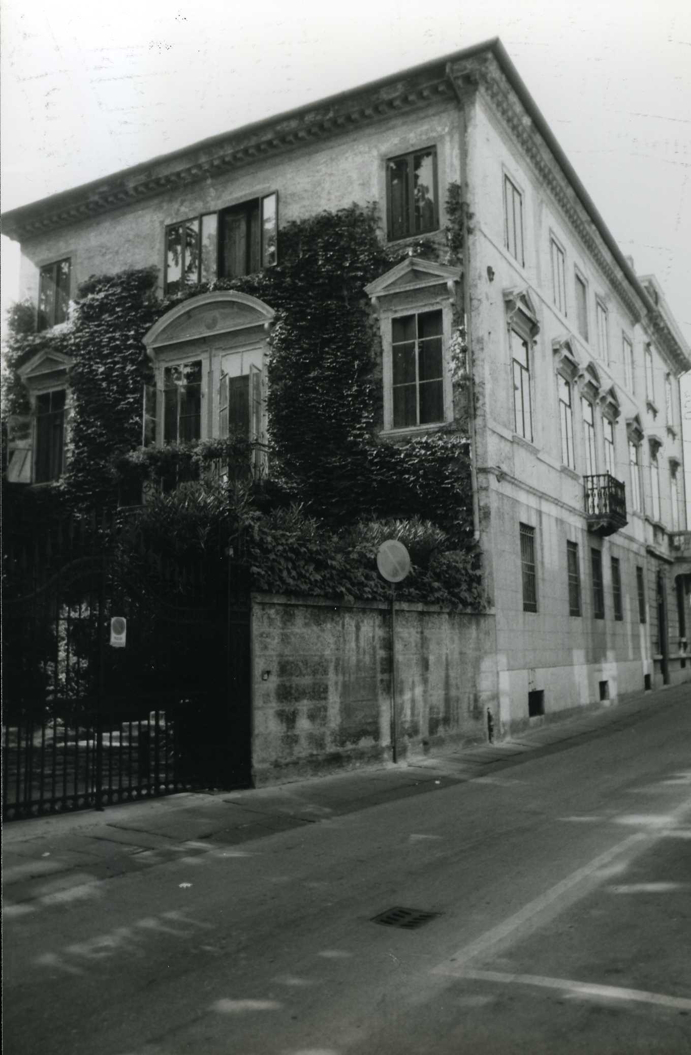 Casa Ferrari
