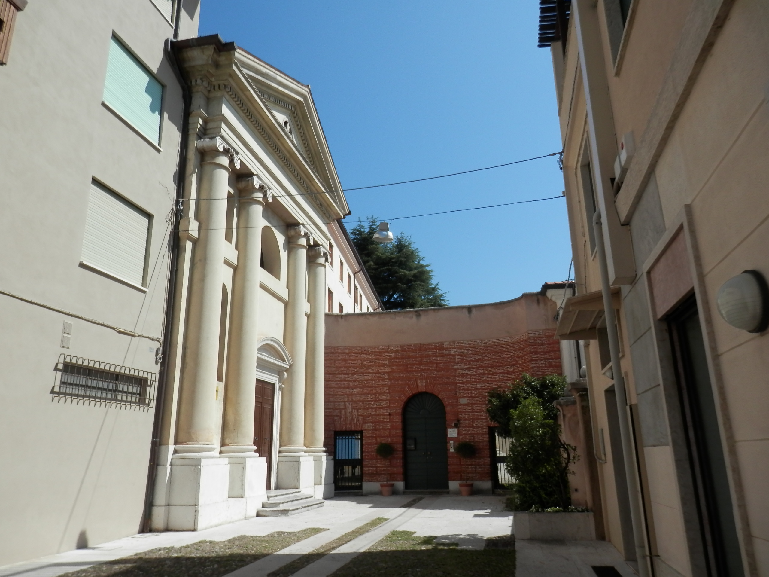 Casa dell'Orfanotrofio Pirani