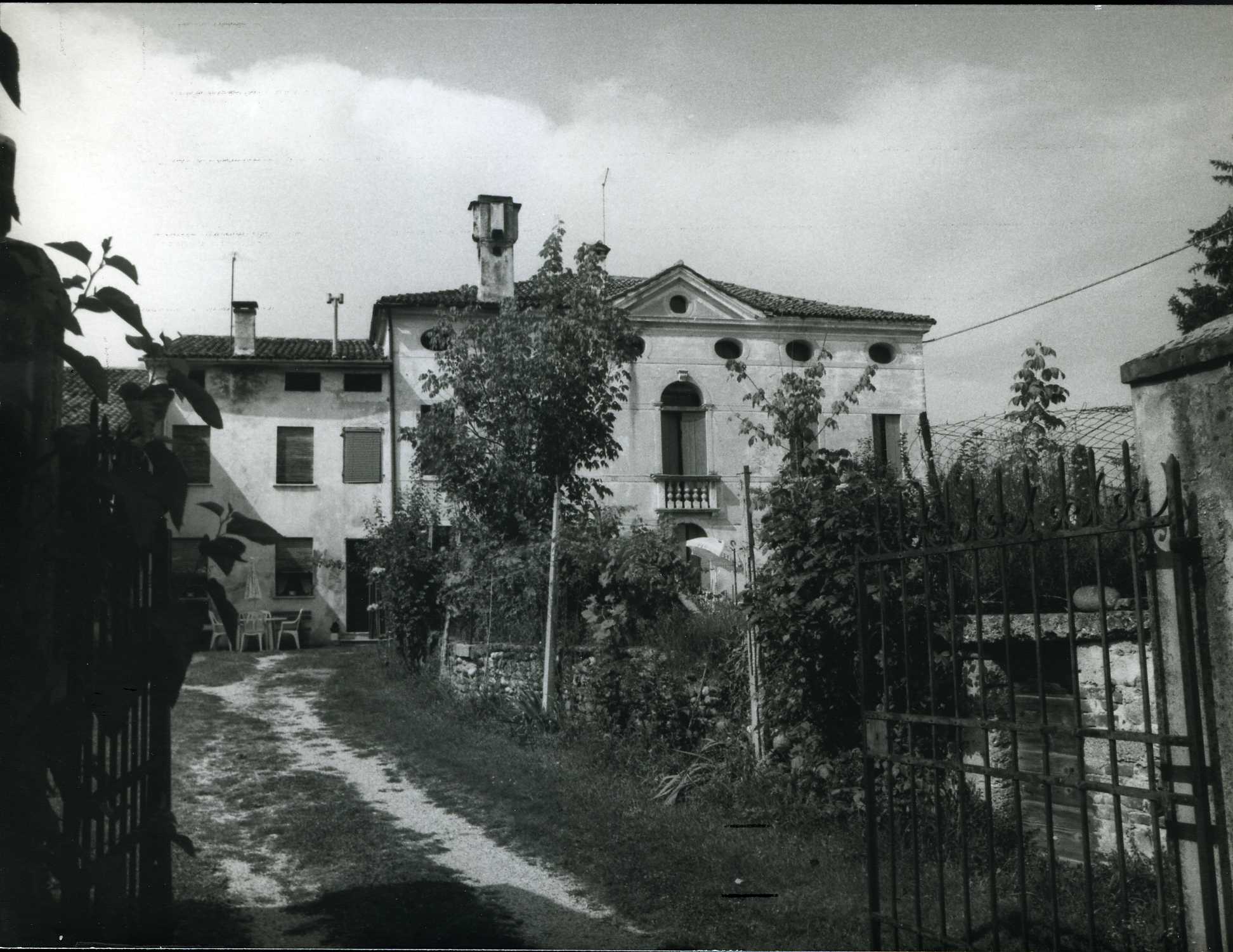 villa